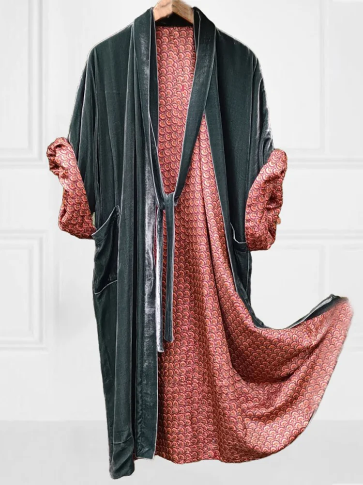 VChics Fashion Lined Fish Scale Printed Velvet Kimono Duster