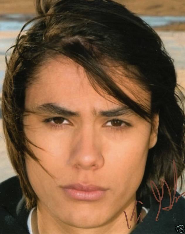 KIOWA GORDON NEW MOON WOLFPACK SIGNED 8X10 PICTURE