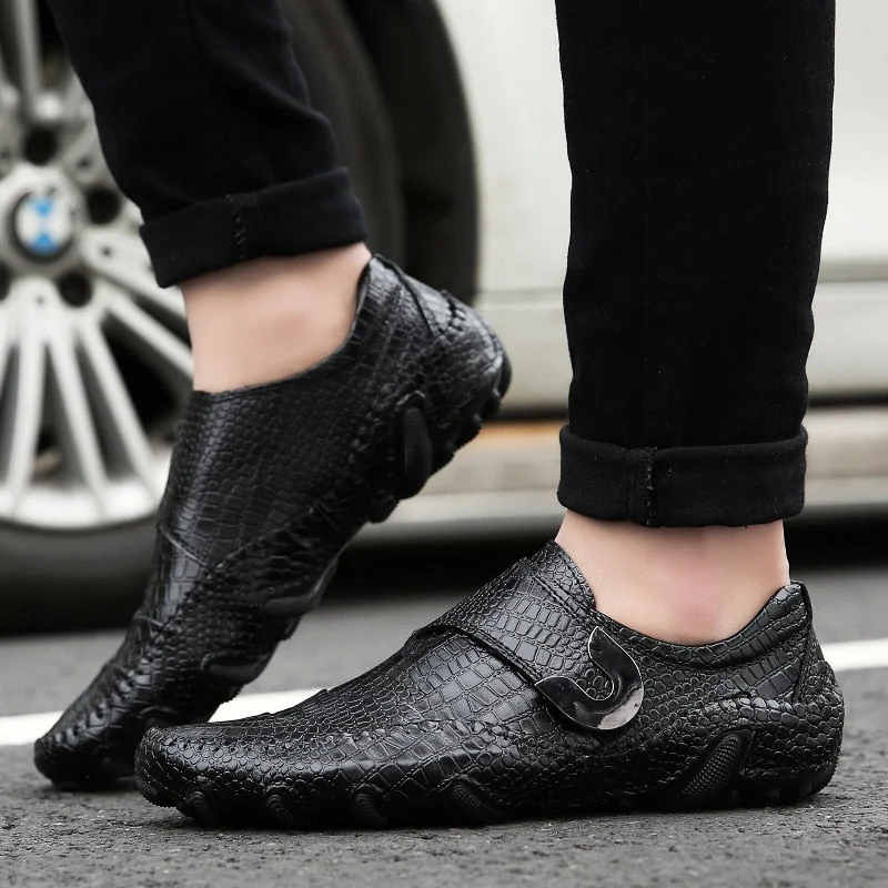 genuine Leather Men Moccasins slip on Soft Casual Loafers handmade Leisure shoes Breathable flats Comfortable for men shoes