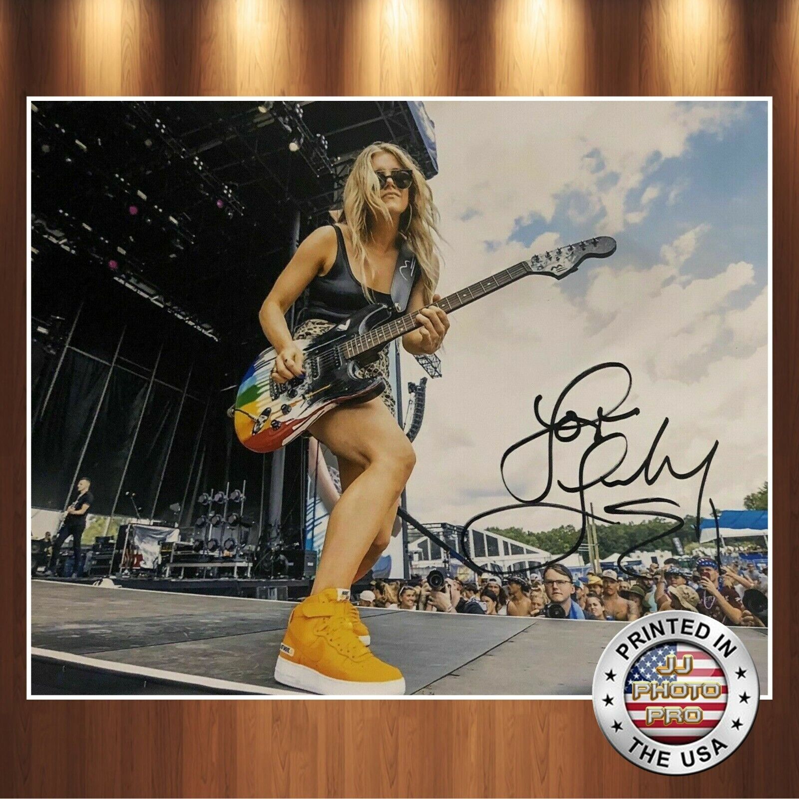 Lindsay Ell Autographed Signed 8x10 Photo Poster painting REPRINT