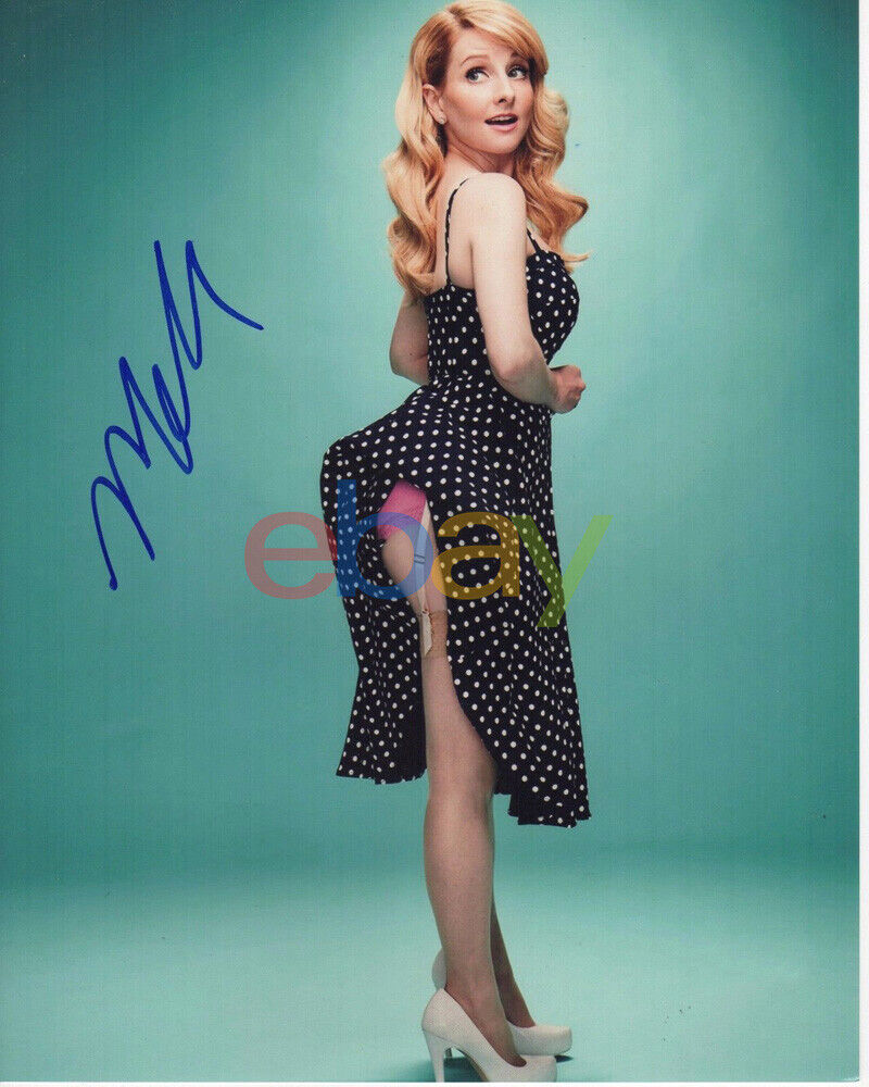 MELISSA RAUCH SIGNED 8X10 Photo Poster painting SEXY HOT BIG BANG THEORY AUTOGRAPH reprint