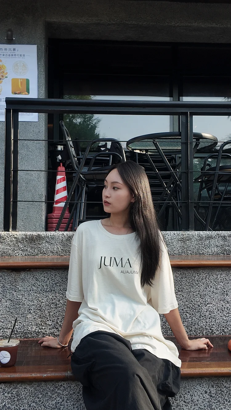 JUMA Unisex Logo T-shirt  - 4 Recycled Water Bottles - White