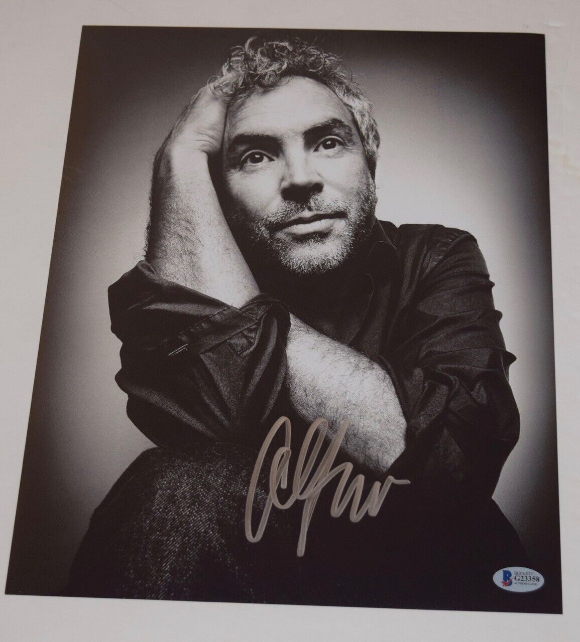 Alfonso Cuaron Signed Autographed 11x14 Photo Poster painting Roma Harry Potter Beckett BAS COA