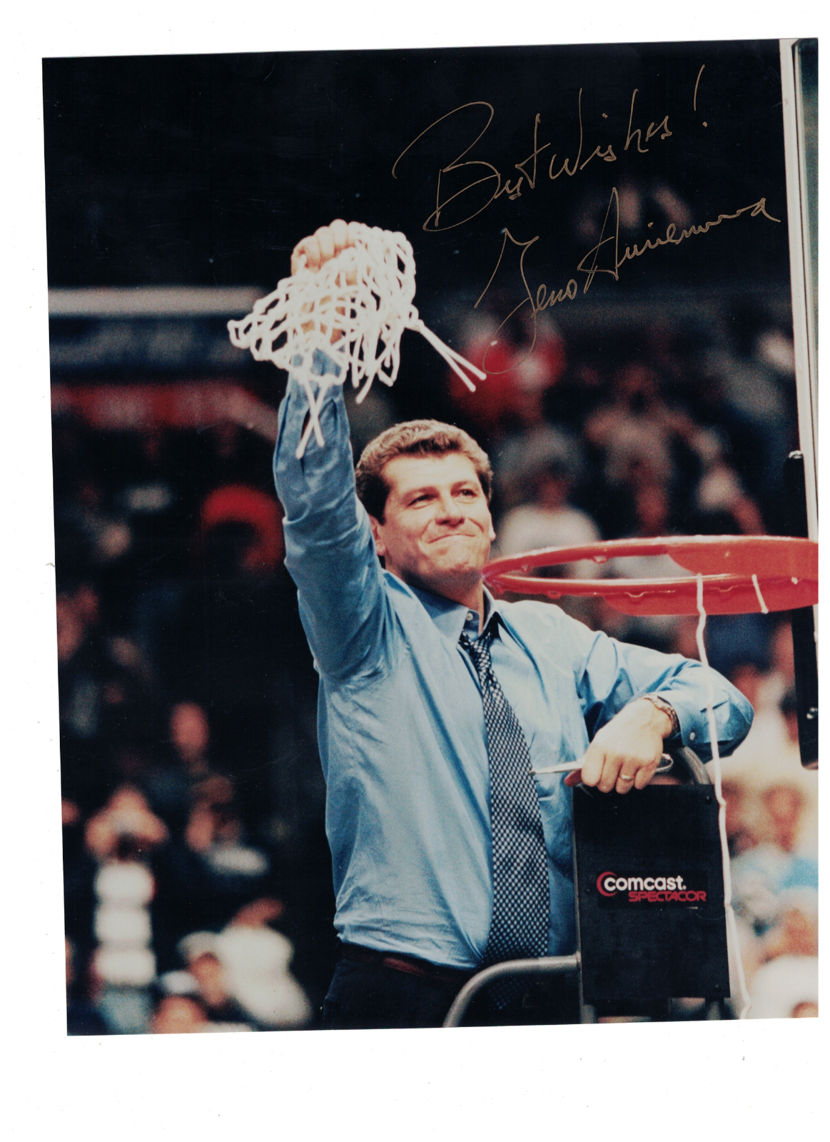 Geno Auriemma UCONN Basketball Signed 8 x 10