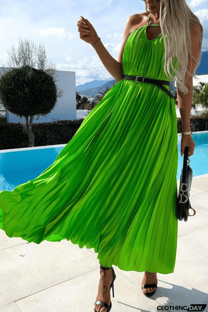 Pleated Halter Neck Backless Maxi Dress
