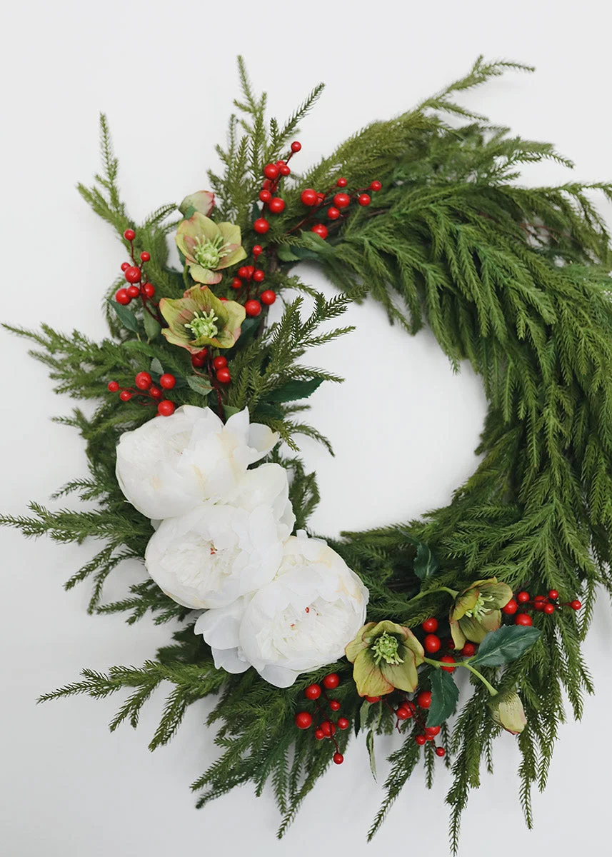 Artificial Holiday Berries in Red - 13"