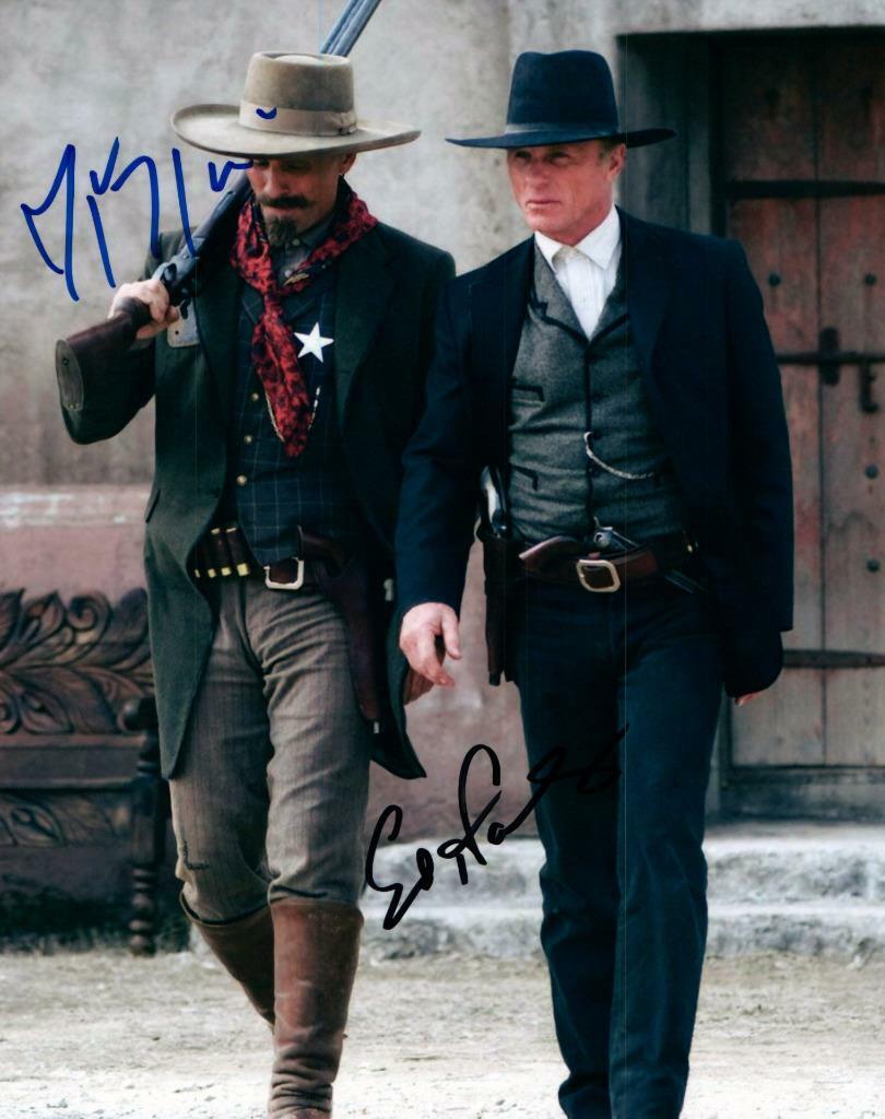 Viggo Mortensen Ed Harris signed 8x10 picture autographed good looking plus COA