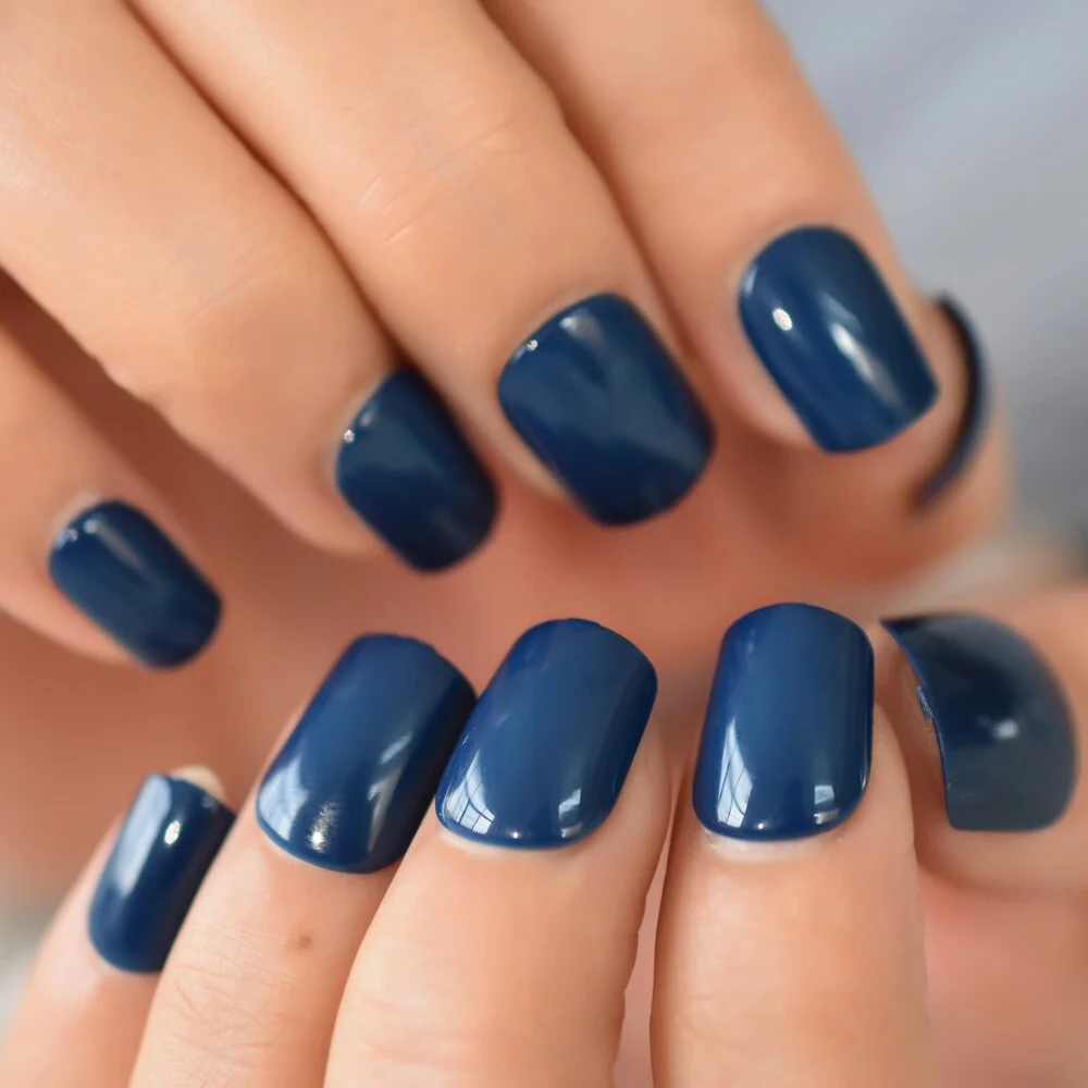 Pearl Shine Pink French Nail White Round Fake Nails Short Glossy Satin Artificial Lady Fingernails with Adhesive-Nail Inspo