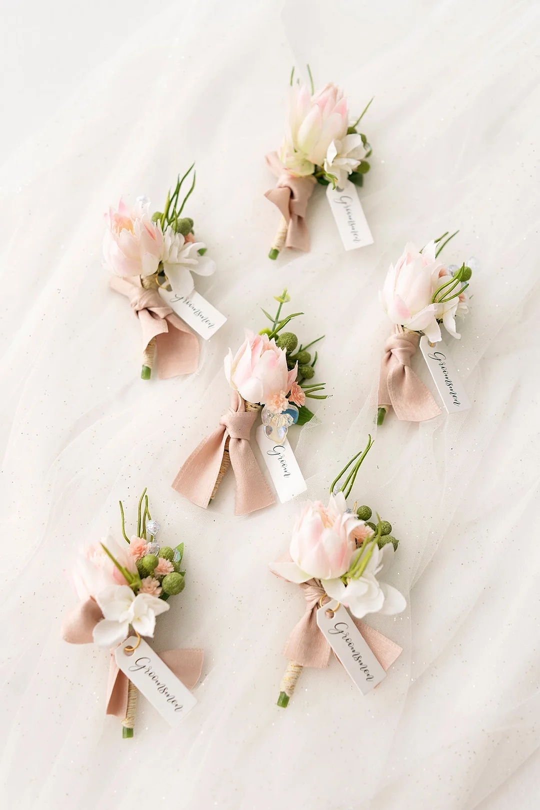 Boutonnieres in Blush & Cream