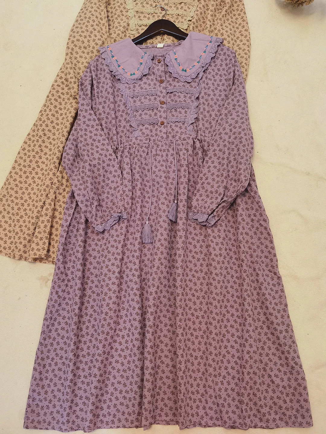 Women's Lace Long Sleeve Scoop Neck Maxi Dress