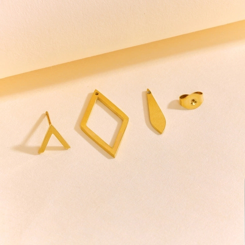 1 Pair Glam Luxurious Lady Rhombus 304 Stainless Steel 18K Gold Plated Ear Studs