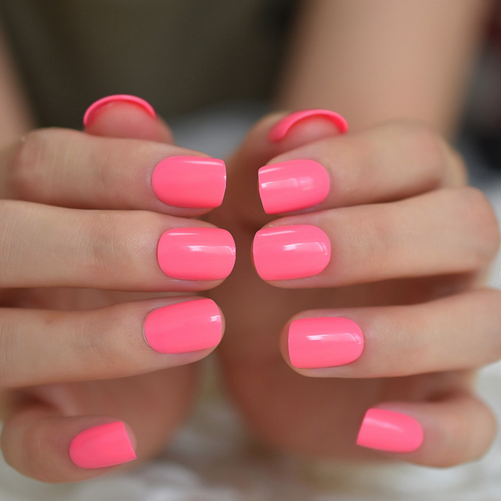 Longyouyou Fun Summer Nails – Glossy Round Press On Nails with Spaceship Star Designs  