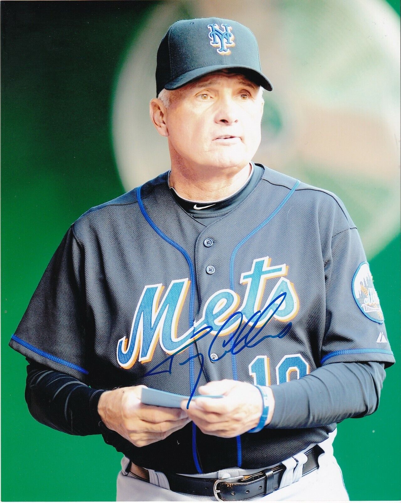 TERRY COLLINS NEW YORK METS ACTION SIGNED 8x10