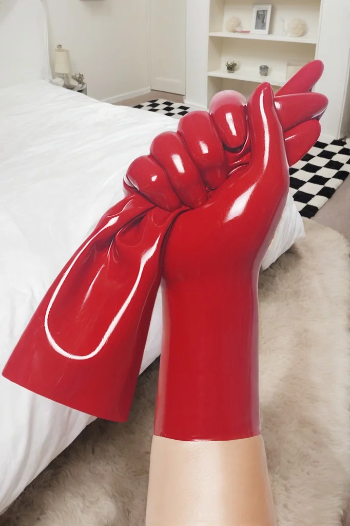 Unisex Latex Gloves Red Classic Short Molded Latex Gloves Sophisticated Minimalist Gloves (KG31580)