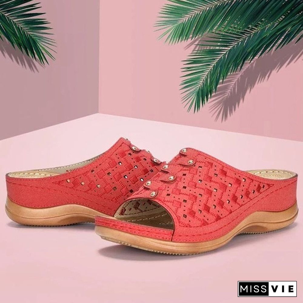 Large Size Casual Sandals Female New Solid Color Thick Bottom Carved Ladies Slippers