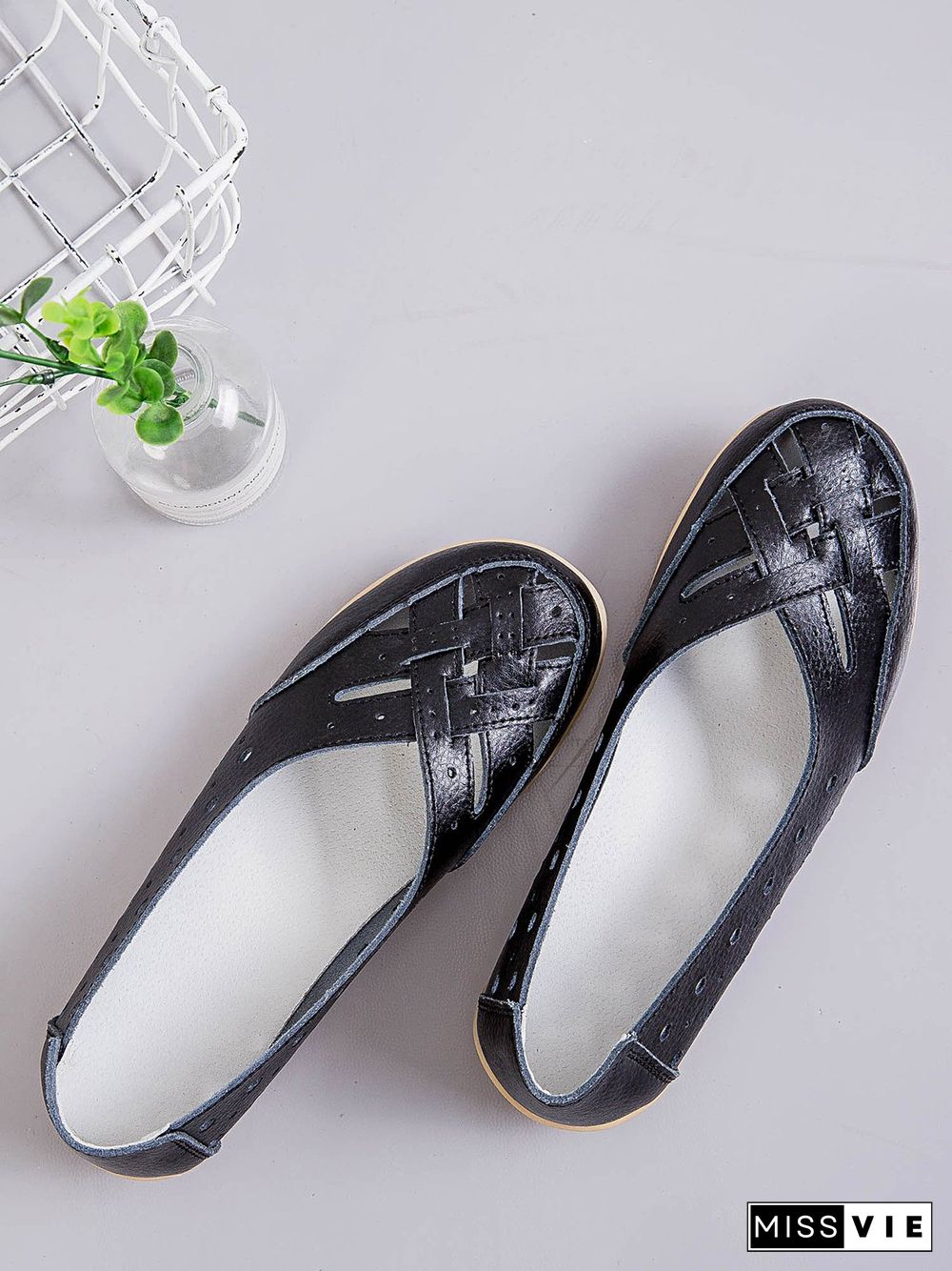 Hollow Leather Soft Sole Shoes