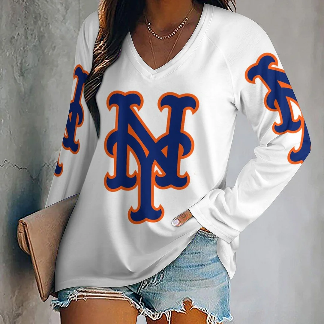 V-neck Long Sleeve Casual T-shirt for  Women and Men Printed with Pattern , Blue, Red
