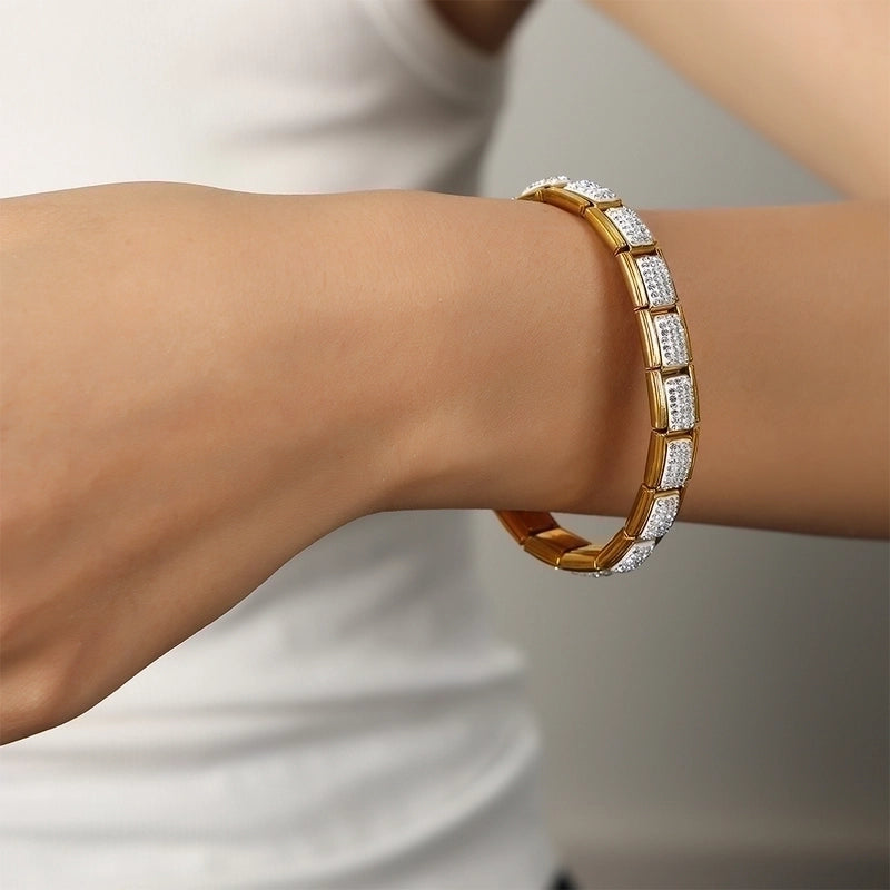 Casual Elegant Minimalist Square Titanium Steel 18K Gold Plated Artificial Diamond Bracelets In Bulk