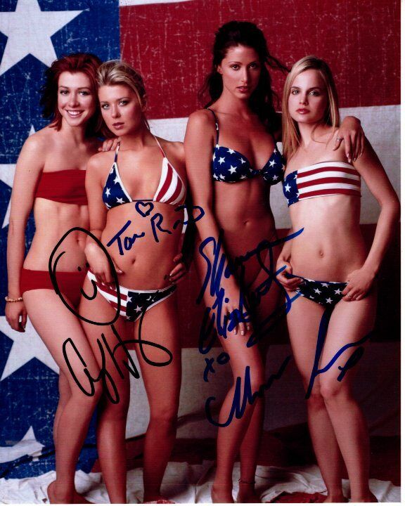 ALYSON HANNIGAN TARA REID SHANNON ELIZABETH MENA SUVARI Signed CAST Photo Poster painting