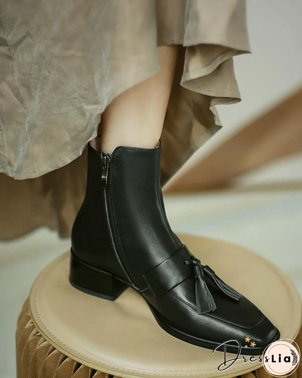 Solid Square-toe Tassel Low Heel Boots