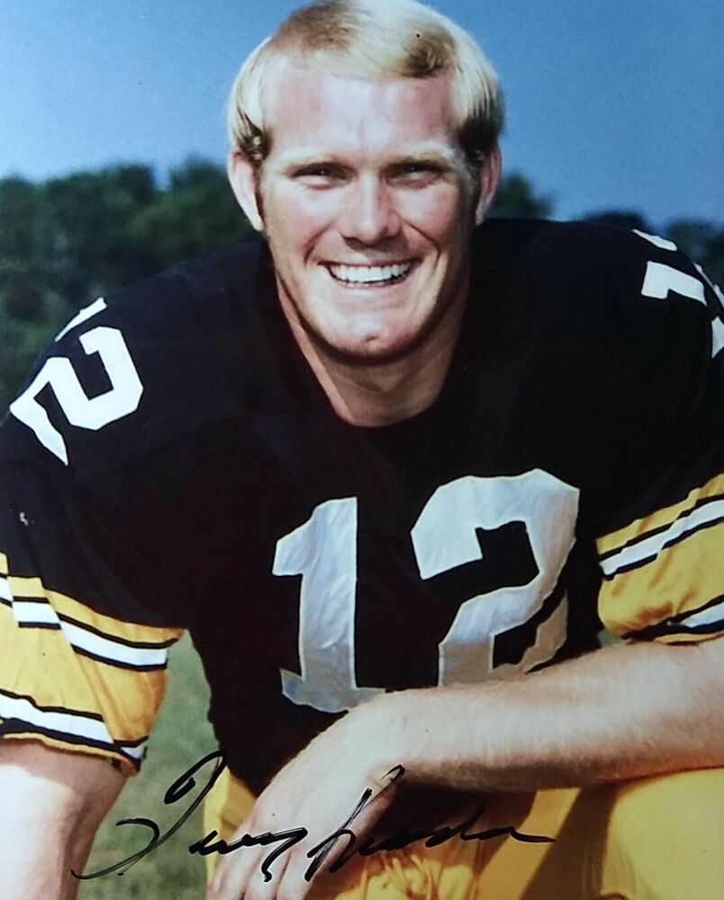 Terry Bradshaw signed 8 x 10