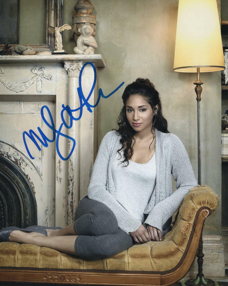 MEAGHAN RATH SIGNED AUTOGRAPH 8X10 Photo Poster painting - VERY SEXY BEING HUMAN BEAUTY, BANSHEE