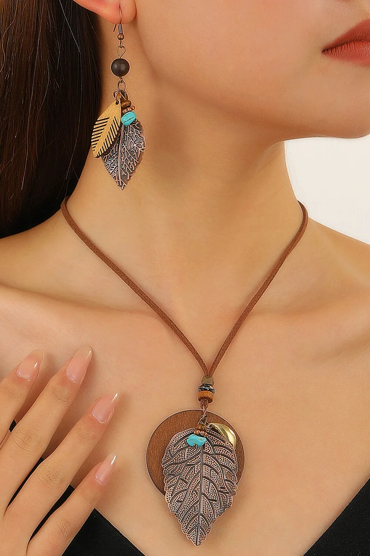 Vacation Leaf Beady Pendants Dangle Earrings Necklace Matching Set