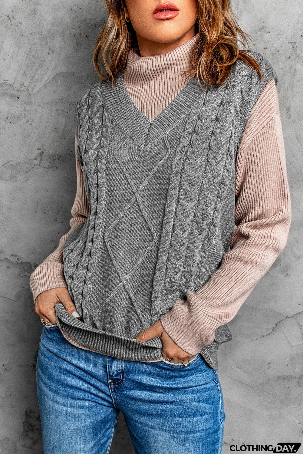 Gray Sleeveless Cable Knitted Sweater Tank