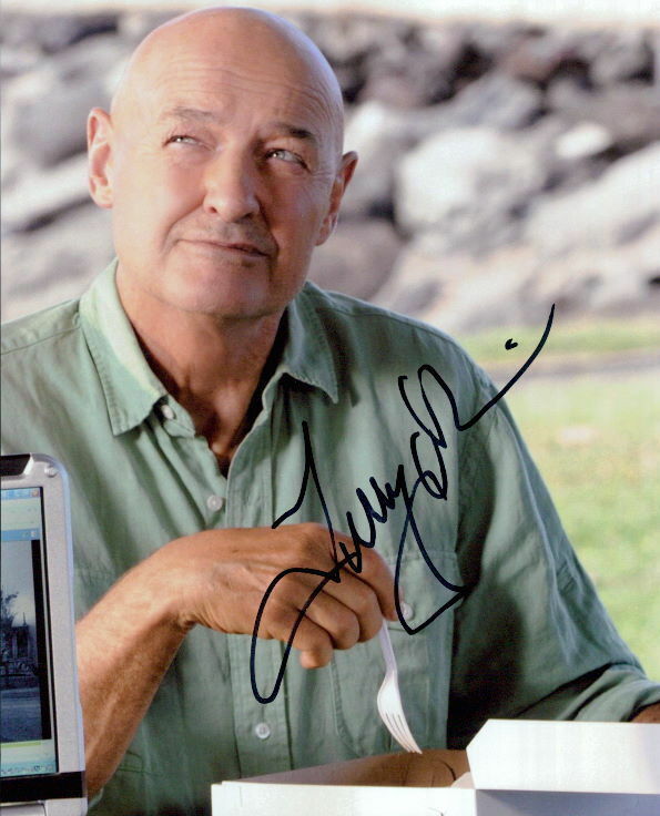 Terry O'Quinn (Hawaii Five-0) signed 8x10 Photo Poster painting in-person