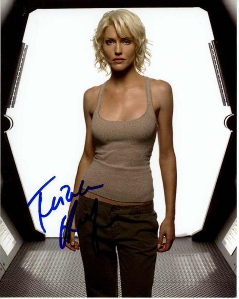 Tricia helfer signed battlestar galactica number six shelly godfrey Photo Poster painting