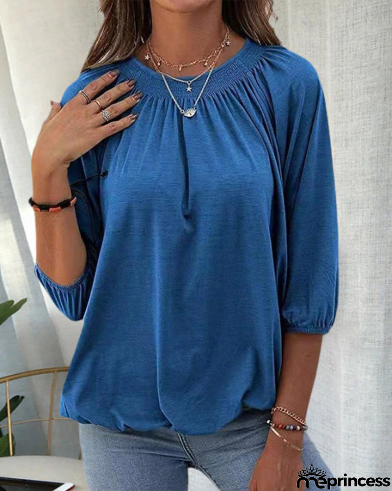 Elegant and lightweight Sweater