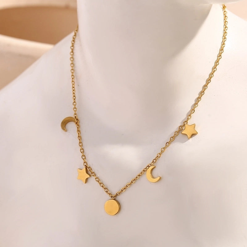 Sweet Minimalist Star Moon 304 Stainless Steel 18K Gold Plated Bracelets In Bulk