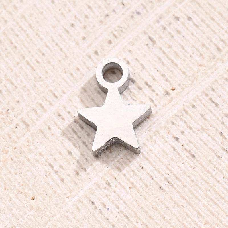 1 Piece 13x7mm 14x6mm 7×5.5mm Hole 1~1.9mm 304 Stainless Steel 18K Gold Plated Pentagram Heart Shape Key Polished Jewelry Accessories Pendant