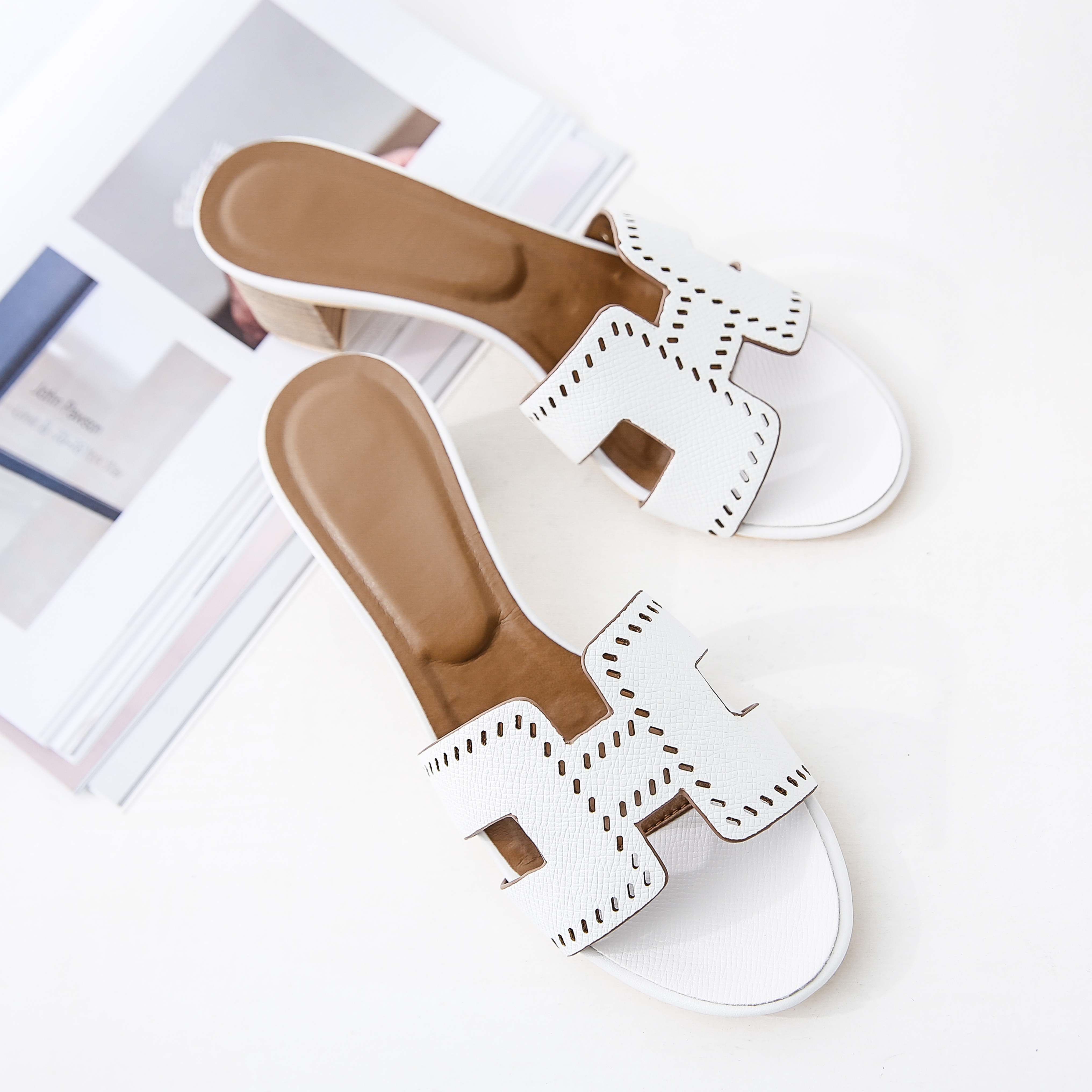 H-Shape Women's Flats White Lychee Pattern Low heels Slippers-vocosishoes