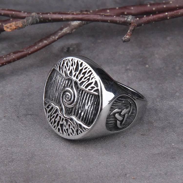 Coutureaura Triple Horn Of Odin Yggdrasil Ring
