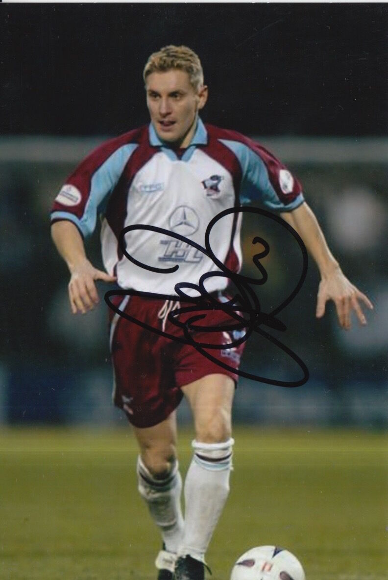 SCUNTHORPE UNITED HAND SIGNED ANDY DAWSON 6X4 Photo Poster painting.