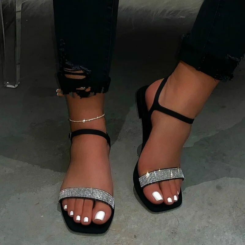 Qengg Head Rhinestone Sexy Women Sandals Slip-on Cool Black New Summer Shoes Woman Flat with Bling Comfort Sandalias Mujer