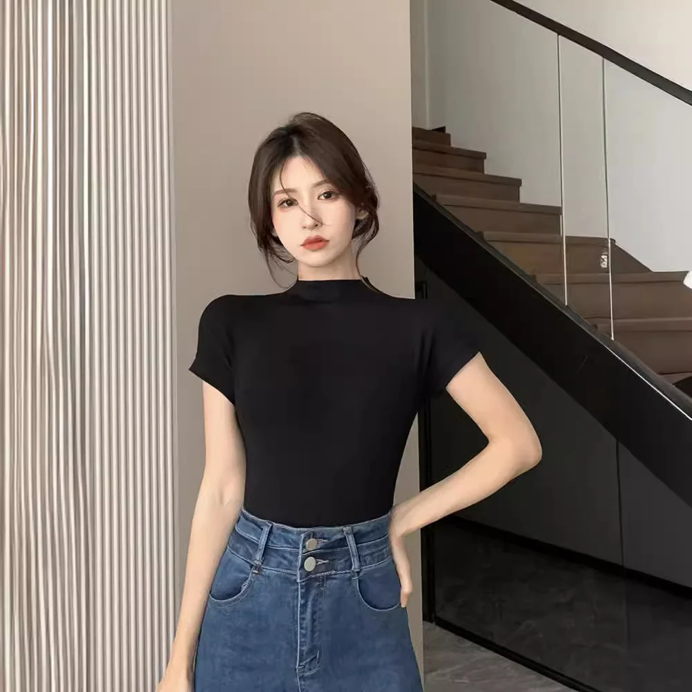 Uveng Uveng Desire Wind Half High Turtleneck Short-Sleeved T-Shirt Female 2024 Summer Slim Show Thin Bottom Shirt With Student Jacket Ins Tide