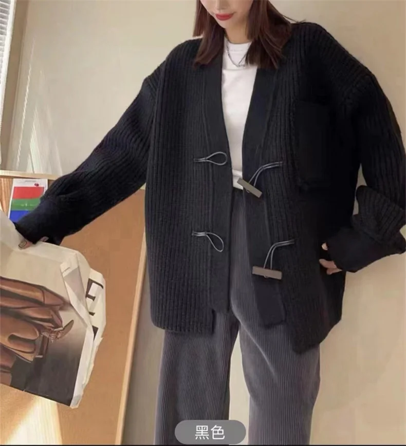 Ueong Ueong Style Lazy Wind Wooden Buckle Heavy Handmade Korean Version Large Size Knit Cardigan Female Loose Tassel Sweater Female Coat Tide