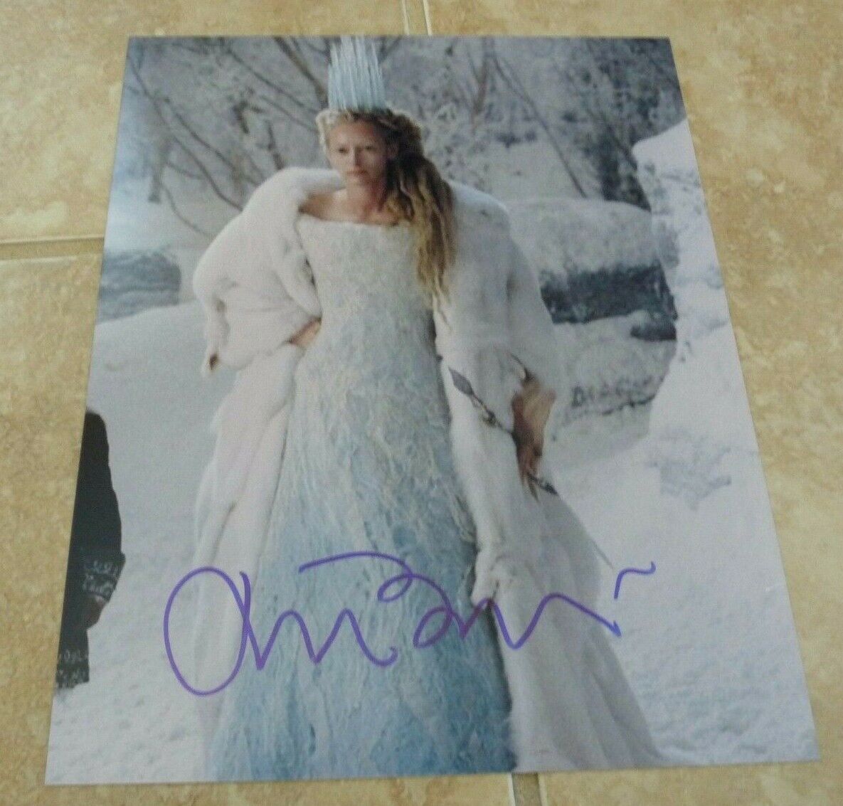 Tilda Swinton White Witch Sexy Signed Autographed 8x10 Photo Poster painting Beckett Certified