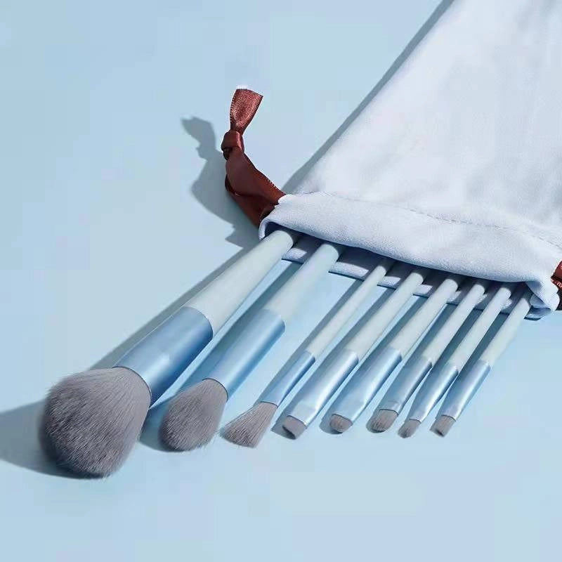 Minimalist Artificial Fiber Wooden Handle Aluminum Tube Makeup Brushes 1 Set