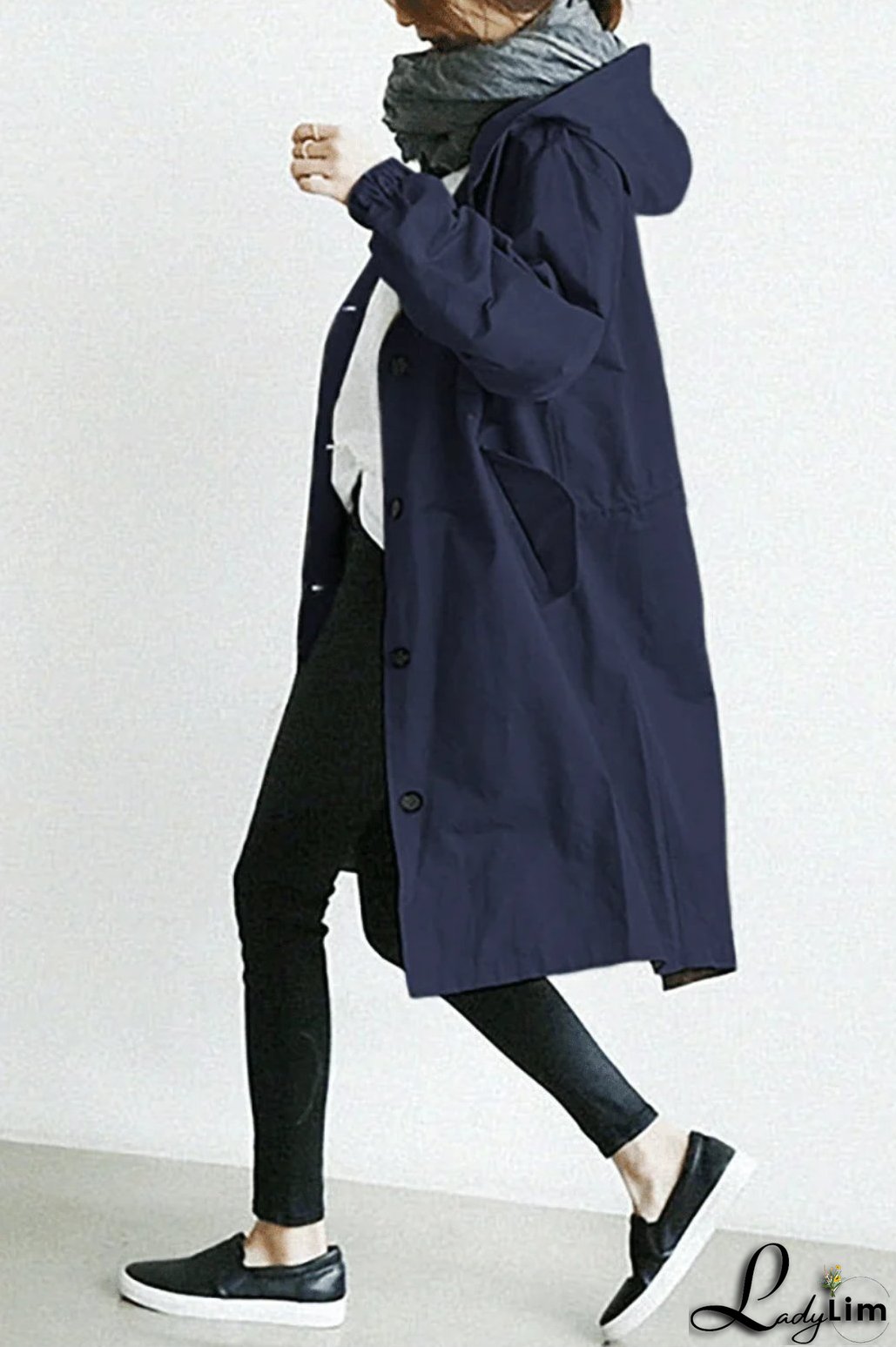 Fashionable and Minimalist general garment