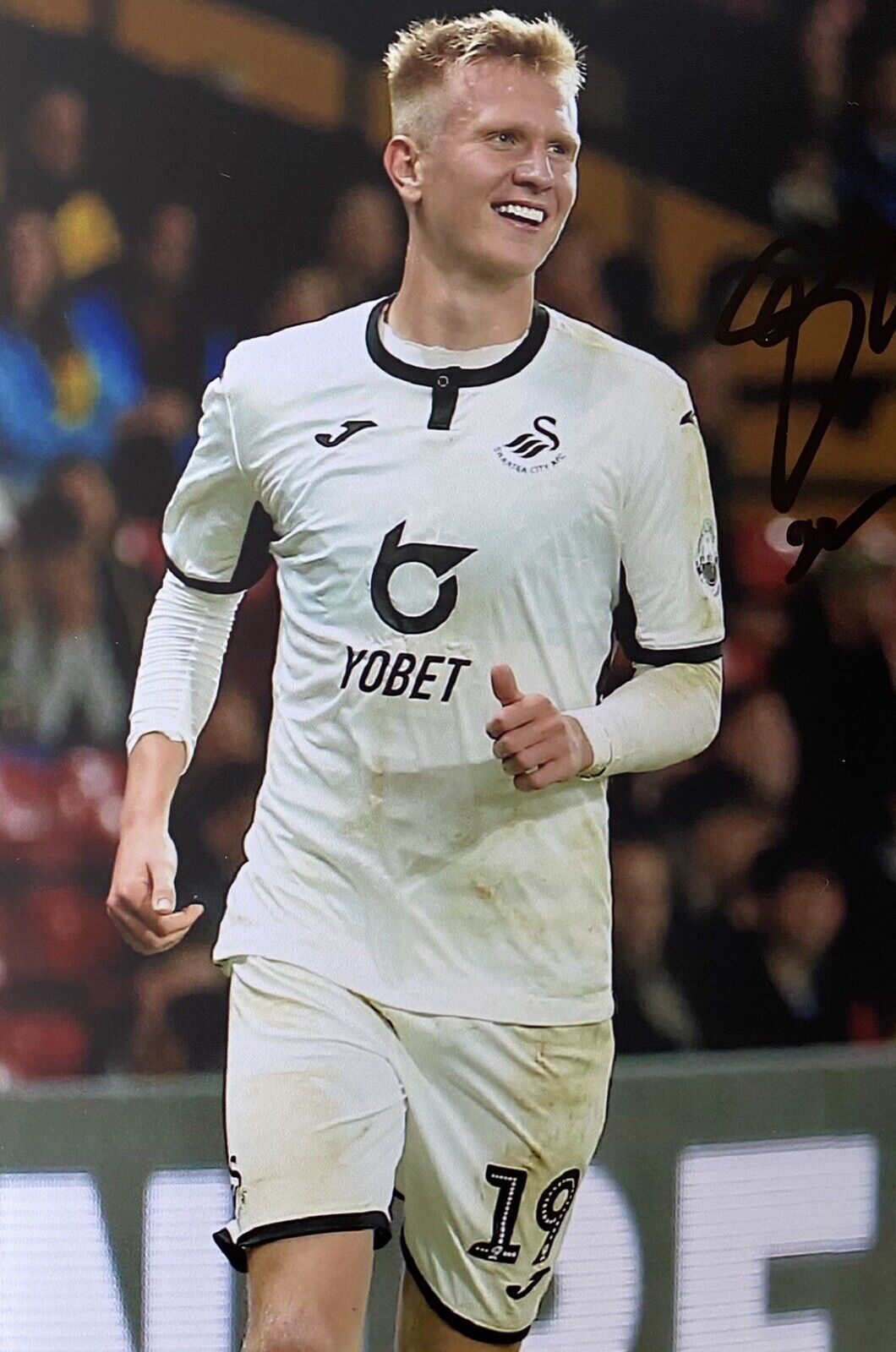 Sam Surridge Genuine Hand Signed Swansea City 6X4 Photo Poster painting
