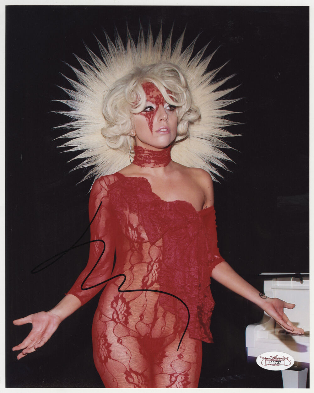 LADY GAGA Signed Sexy Photo Poster paintinggraph - Pop Musician / Singer / Vocalist - preprint