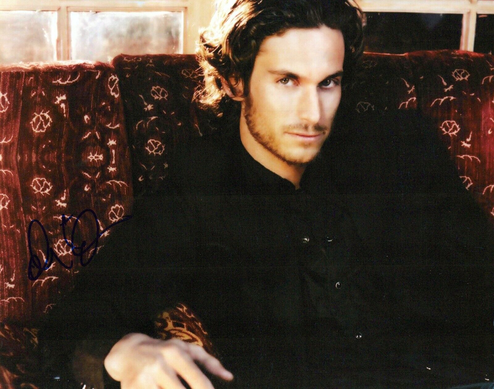 Oliver Hudson head shot autographed Photo Poster painting signed 8x10 #1