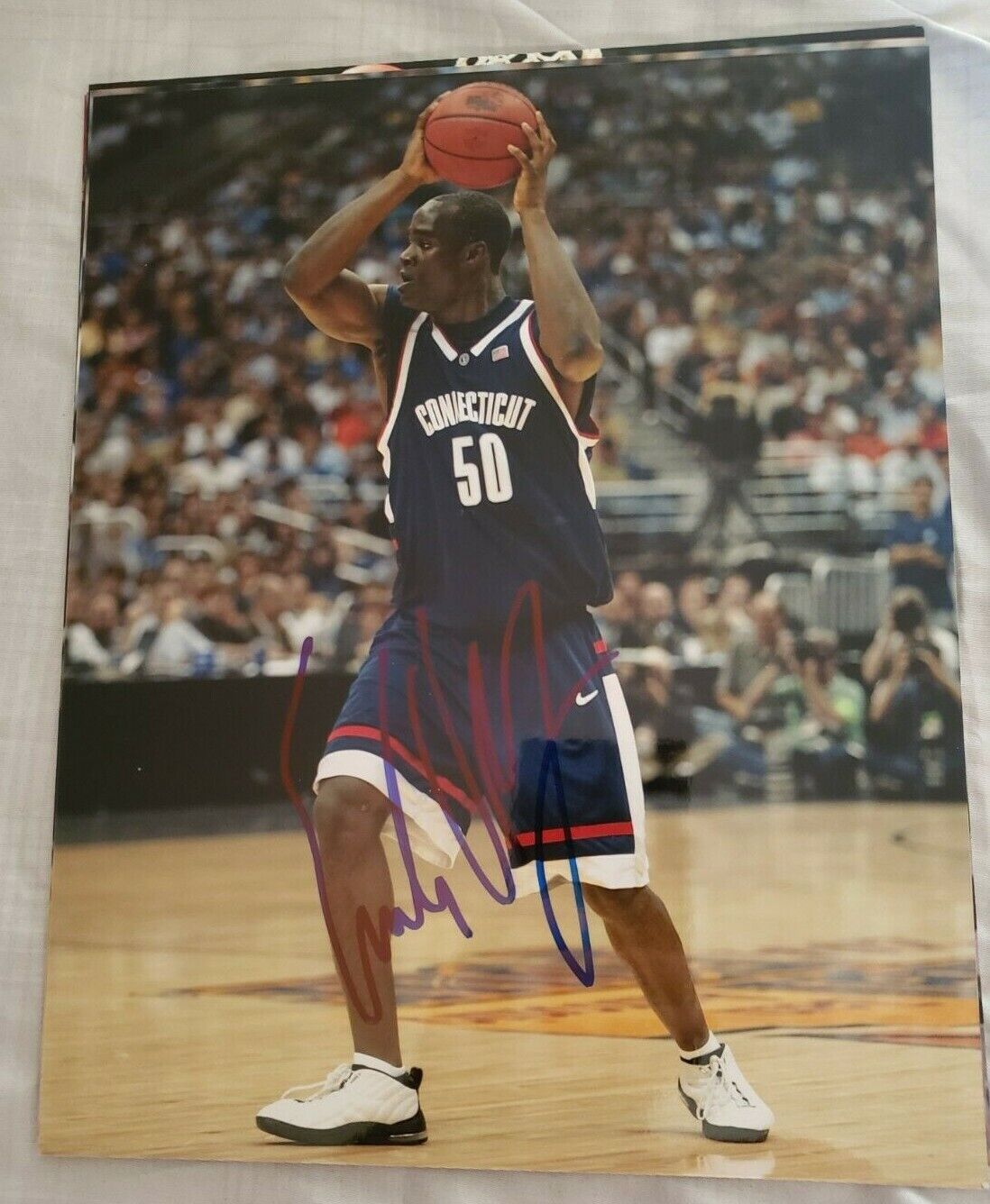 EMEKA OKAFOR UCONN HUSKIES SIGNED AUTOGRAPHED 8X10 Photo Poster painting W/COA