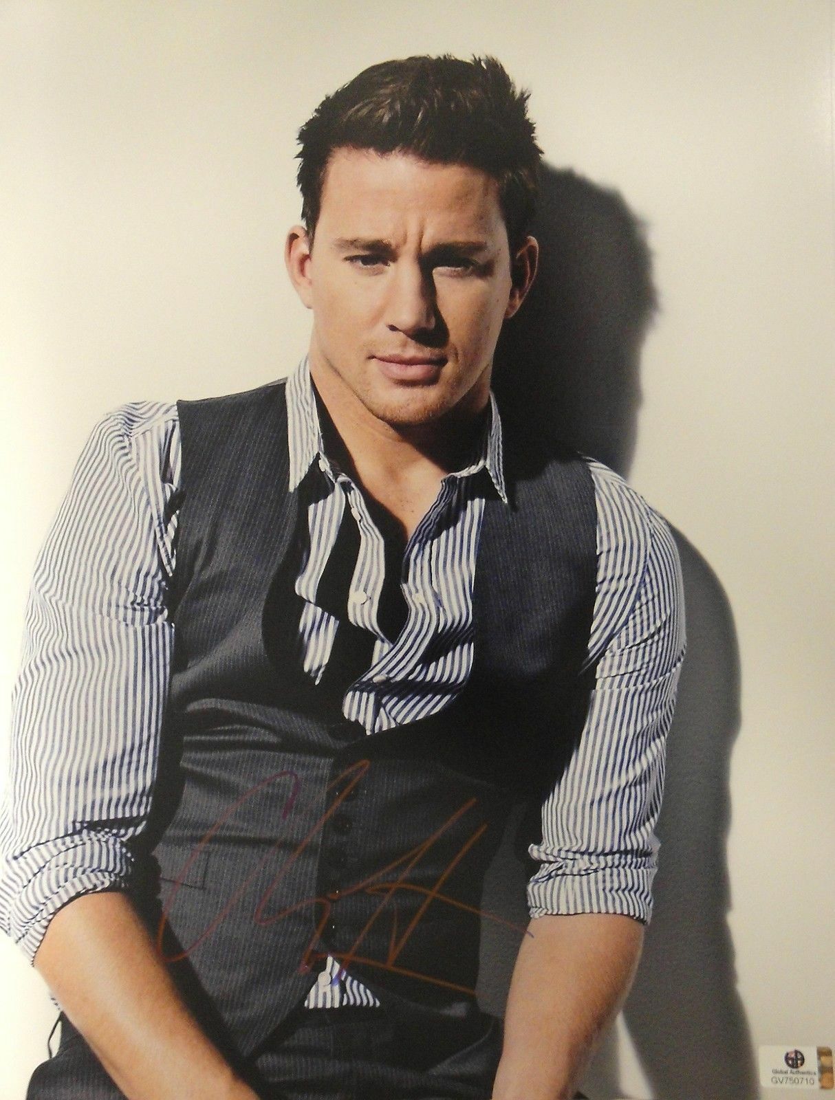 Channing Tatum Hand Signed Auto 11x14 Photo Poster painting Sexy Gorgeous Magic Mike GA 750710