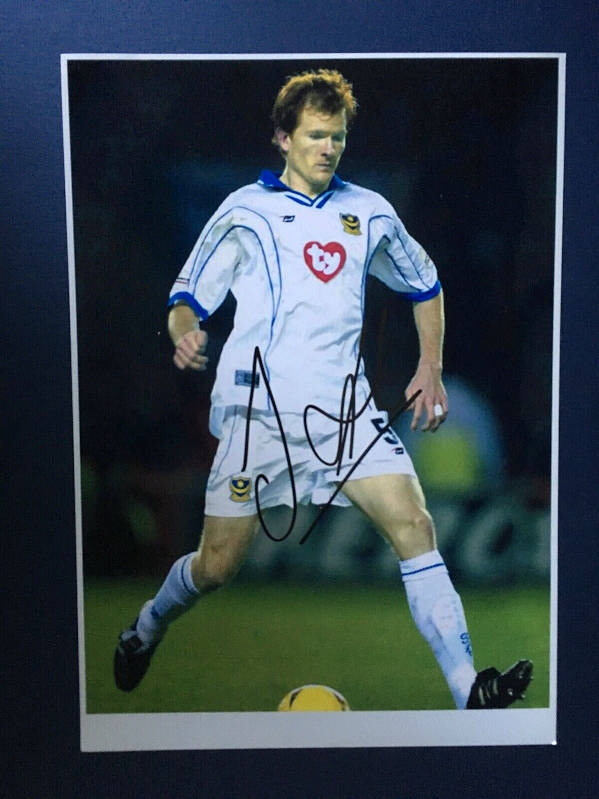 HAYDEN FOXE - FORMER PORTSMOUTH FOOTBALLER - EXCELLENT SIGNED Photo Poster painting