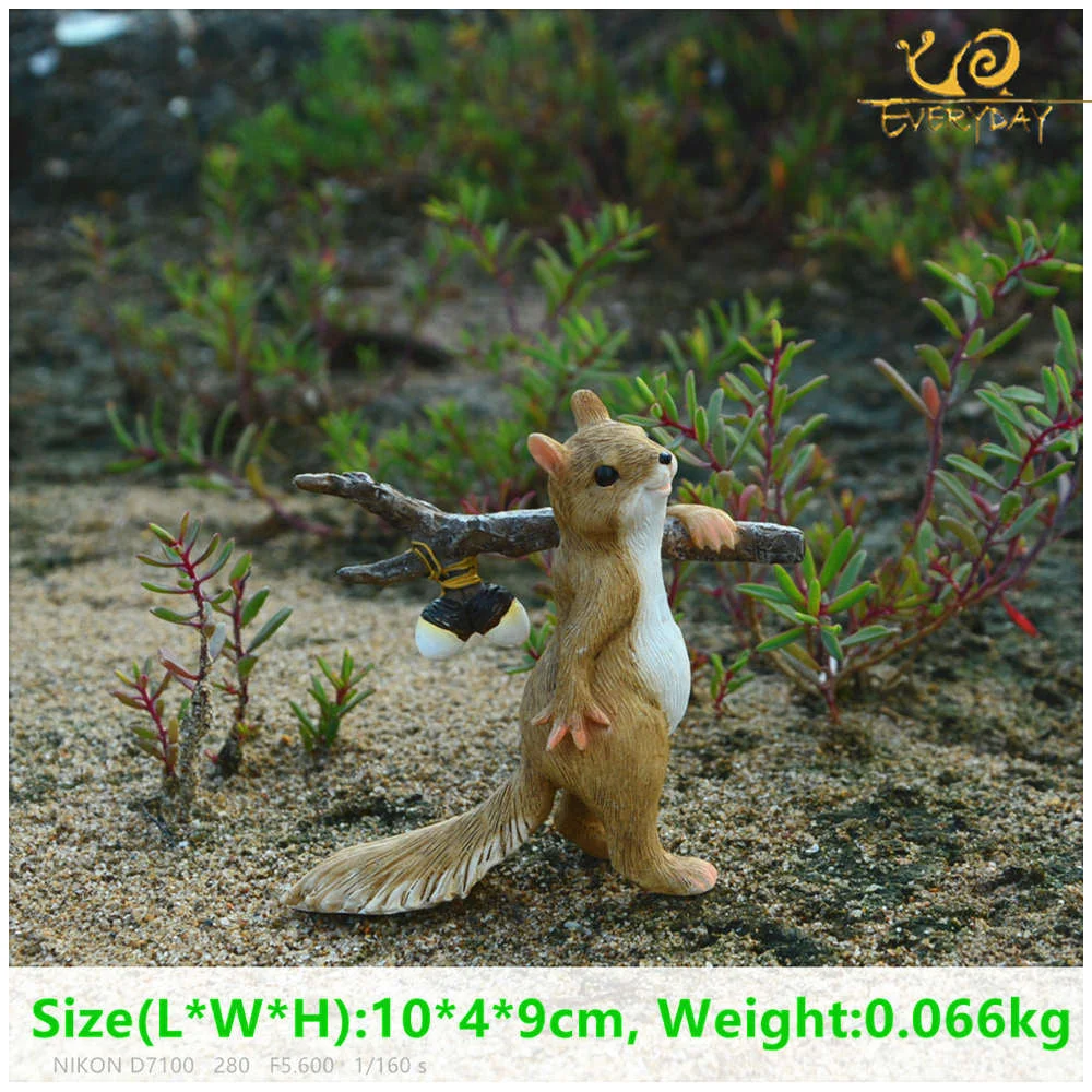 Everyday Collection Squirrel Animal Figurine Miniatures Fairy Garden Ornaments Home Decoration Friends Gift Bonsai Decor