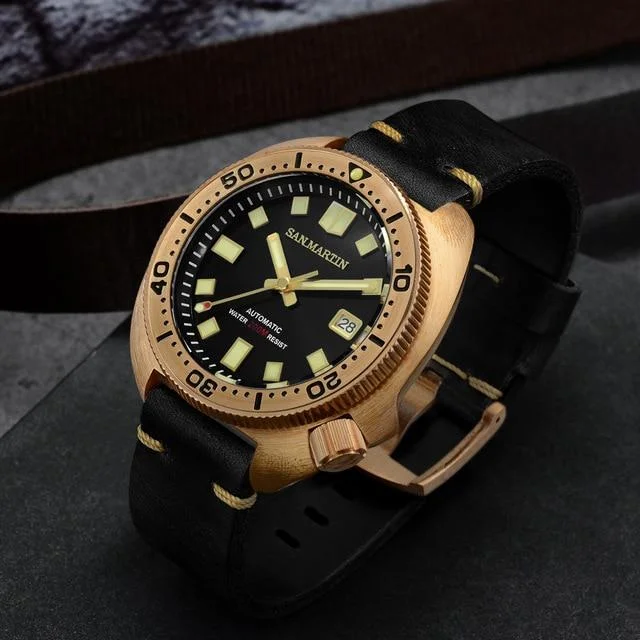 San Martin Abalone SN047Q Bronze Diver Watches Men Mechanical Watch Luminous Water Resistant 200M Leather Strap Wristwatch (Color 6) 並行輸入品 San Martin Abalone SN047Q Bronze Diver Watches Men Mechanical